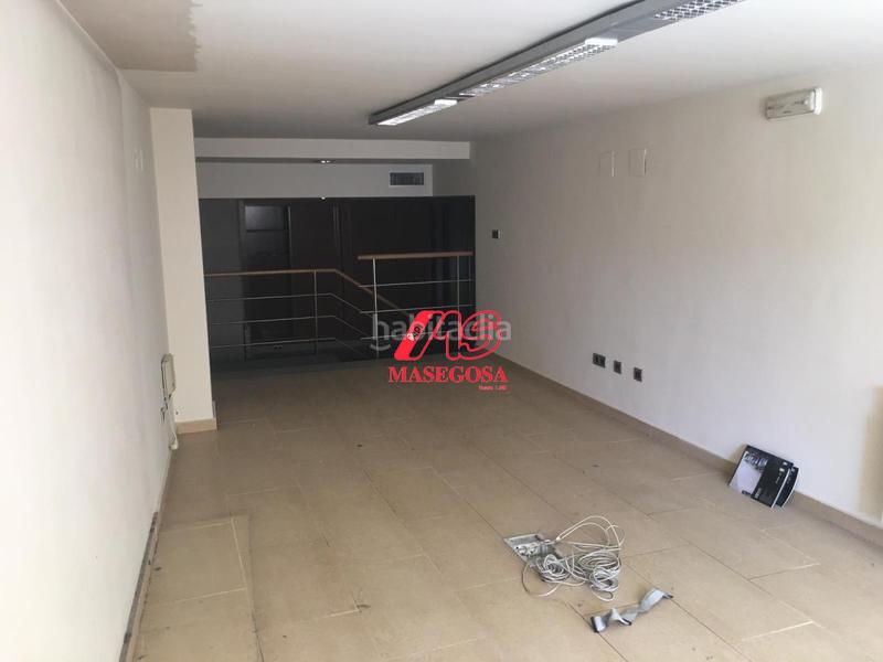 Foto 1b795098-69a2-4c20-9c8c-67177c37d620. Local comercial local com. en venta en centro, 3 despachos. en Maracena
