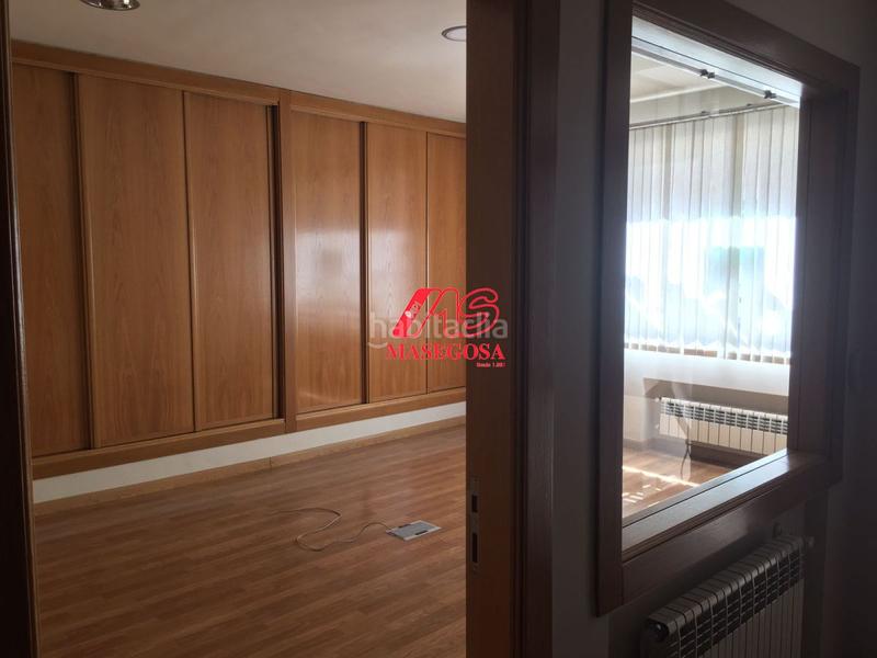 Foto 7784a952-37cf-4306-829a-9a877a3736ee. Local comercial local com. en venta en centro, 3 despachos. en Maracena
