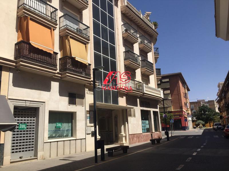 Foto 8d143dc3-0aa0-4b18-b3a3-bc9fbfc72852. Local comercial local com. en venta en centro, 3 despachos. en Maracena