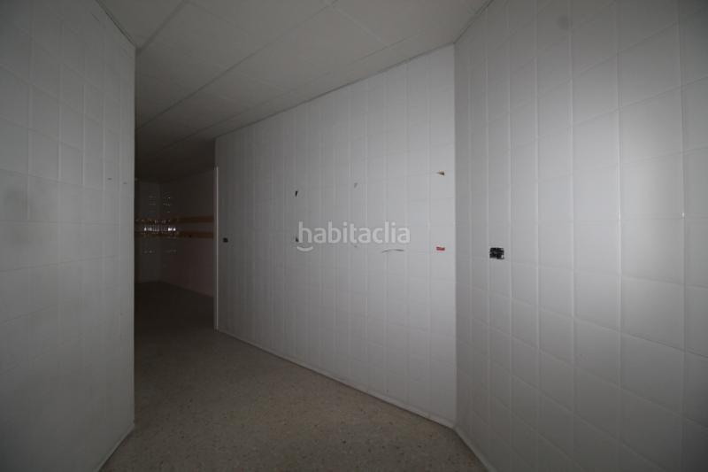 Foto fdf27121-b457-41fd-8e33-a28f124848e3. Local comercial a madrid 58 a Barrio de la Vega Monachil