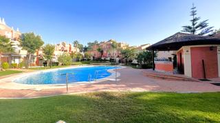 Casa adossada  De las cumbres. Adosado con jardin , plaza garaje y trastero en residencial verd