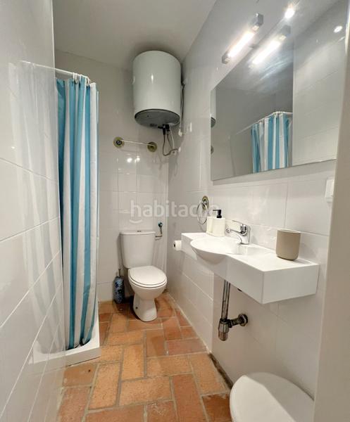 Foto 2ae16170-e717-436f-8575-adb3a0919d20. Masía en del prado 32 casa señorialúnica en el centro , todo exterior, con patio de 28 metros y a sólo 15 min de la playa en Isla Cristina