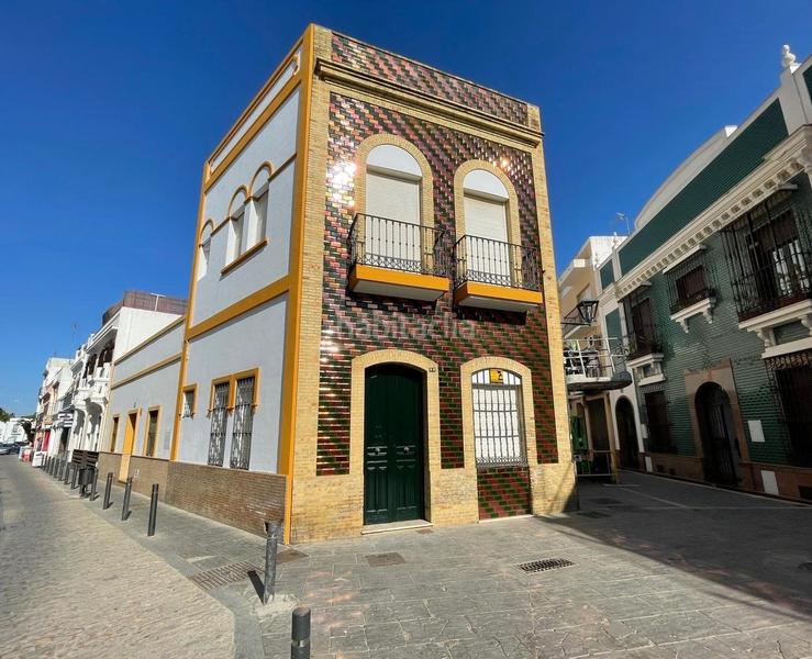 Foto 406f2d9f-e23c-4ba1-b75f-e6336694016c. Masía en del prado 32 casa señorialúnica en el centro , todo exterior, con patio de 28 metros y a sólo 15 min de la playa en Isla Cristina