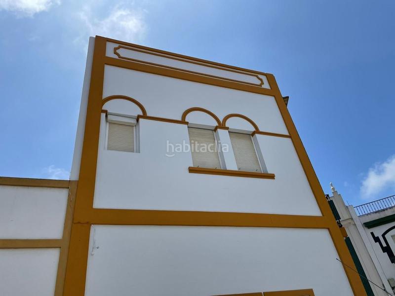 Foto 4f11241d-7cdf-480b-b381-06d8fa570d5f. Masía en del prado 32 casa señorialúnica en el centro , todo exterior, con patio de 28 metros y a sólo 15 min de la playa en Isla Cristina