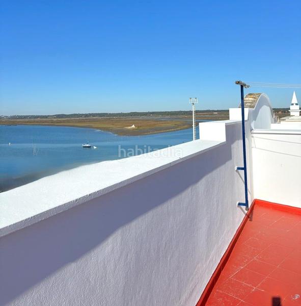 Foto 08ac8b97-1ae4-4ed1-b9ed-3c09db79018e. Dúplex duplex en el centro en urbanización privada con piscina y dos terrazas con vistas !!!! en Isla Cristina