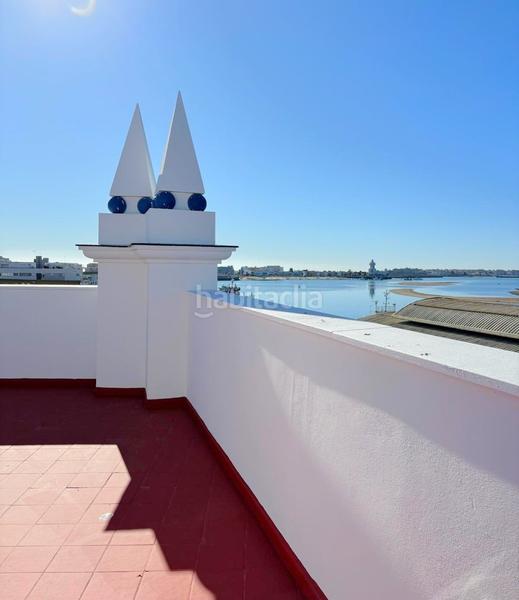 Foto 56ad22f9-f658-45f9-9be7-7a71ff0efc36. Dúplex duplex en el centro en urbanización privada con piscina y dos terrazas con vistas !!!! en Isla Cristina