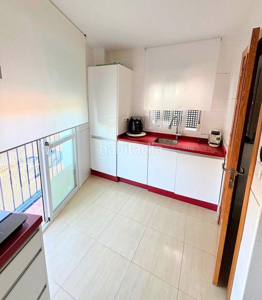 Foto e69f8900-abef-40ed-88b6-560a7db9a54f. Dúplex duplex en el centro en urbanización privada con piscina y dos terrazas con vistas !!!! en Isla Cristina