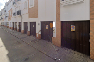 Aparcament cotxe a Isla Cristina. Garaje cerrado en zona ronda norte de isla cristina