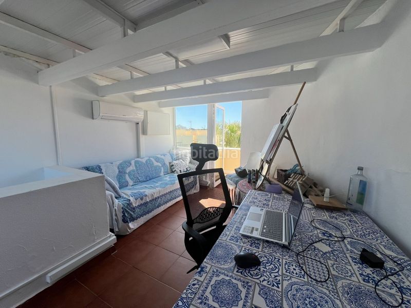 Foto e378cd27-798c-4323-81e0-215c9bb00139. Casa adosada adosado en urbanización privada con terraza y piscina, a 200 metros de playa central en Isla Cristina