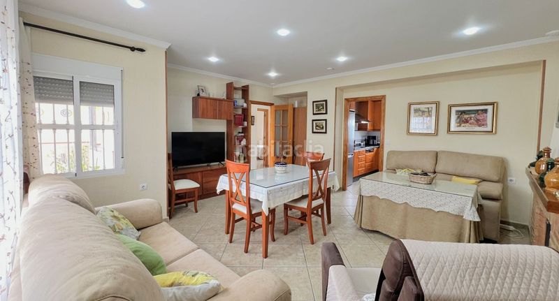 Foto f094ea40-1cf3-4b3d-99af-26a3af8f8399. Casa amb aparcament a Ayamonte ciudad Ayamonte