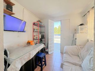Country house  Huelva. Casita de una planta en el centro de isla cristina