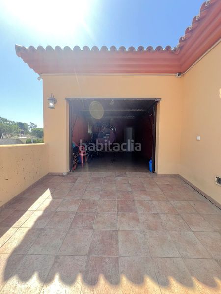 Foto b59a16b9-accd-4701-b845-b04c8cd6530d. Casa amb calefacció aparcament piscina a Isla Cristina
