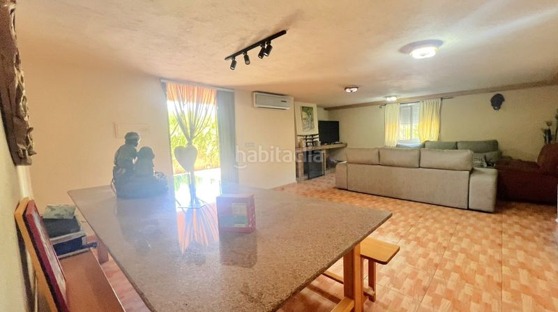Foto efd1aaf3-a7c0-44c5-aba4-57d741fdab7a. Casa amb calefacció aparcament piscina a Isla Cristina