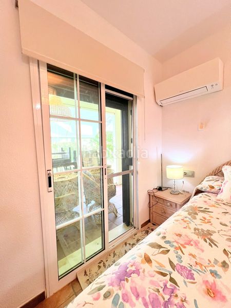 Foto 50d6ab7e-fa0b-40b0-83f3-d248e1046cfe. Apartament amb piscina a Islantilla golf Islantilla