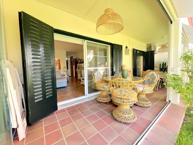 Foto bfe94910-d32a-42f4-8bd8-2890139d0ca7. Apartament amb piscina a Islantilla golf Islantilla