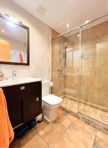 Foto d05835bb-f287-4777-a3fb-51b736059985. Apartament amb piscina a Islantilla golf Islantilla
