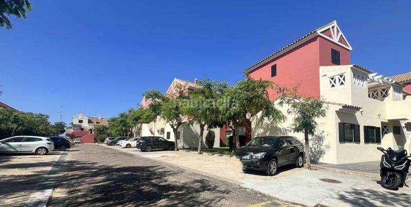 Foto e9abb3da-4fdf-453d-944a-3e5b4b8e830d. Apartament amb piscina a Islantilla golf Islantilla