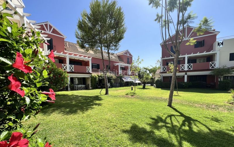 Foto fee6c6ea-950c-4914-ace8-150a41c5015b. Apartament amb piscina a Islantilla golf Islantilla