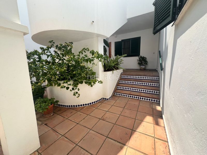 Foto c072c153-fdb2-4eda-98d5-fdf1a1b58c67. Maison jumelée dans Isla Cristina