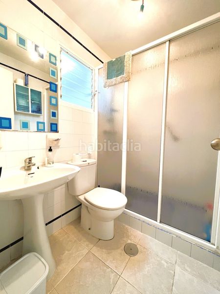 Foto b0dbceaa-24ab-428e-83bb-7463b2f32ba8. Casa adossada a Isla Cristina