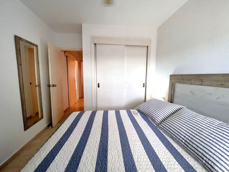 Foto db5bba9c-1a40-46b1-a04f-eaad1668bb2a. Casa adossada a Isla Cristina