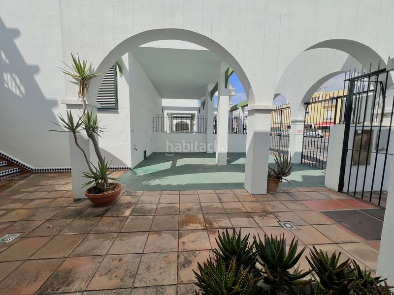 Foto 5a7e5083-6d34-4b39-939f-eb3692d51235. Casa adossada a Isla Cristina