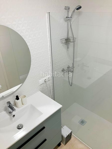 Foto ea00eb8a-0d21-4ff8-86cb-aa76598e9e95. Casa adossada a Isla Cristina