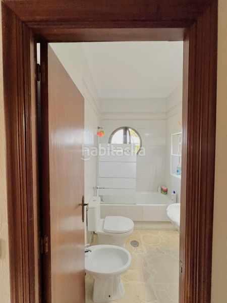 Foto 17f8ae86-0bc0-4eb5-8a99-3ef3d539706b. Casa amb aparcament a Ayamonte ciudad Ayamonte