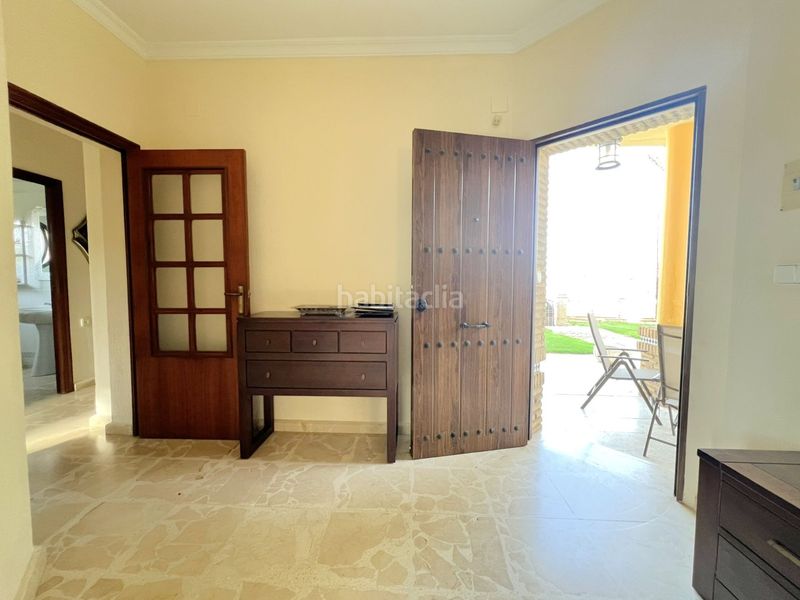 Foto aff86451-df86-4a2e-bb4f-ae936348e9ba. Casa amb aparcament a Ayamonte ciudad Ayamonte