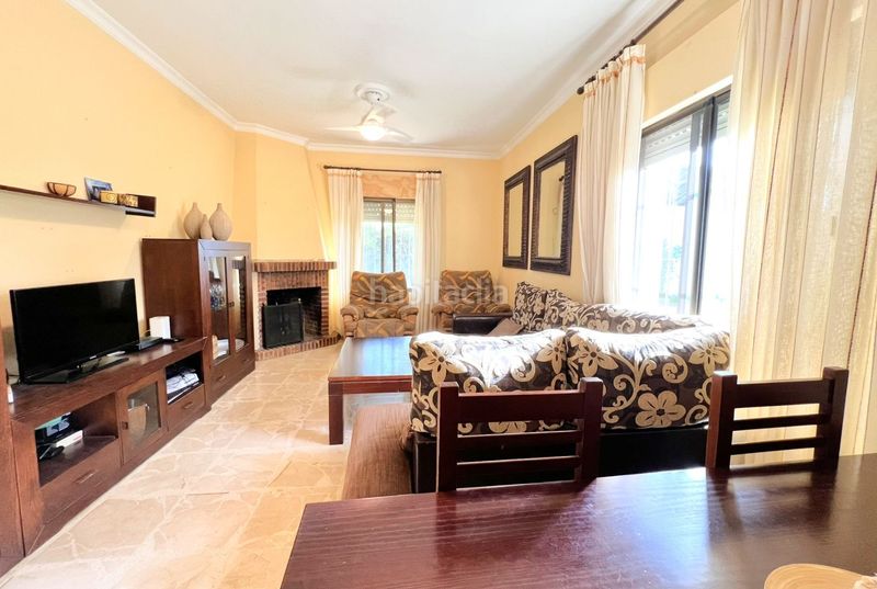 Foto b2730779-11e1-419b-86e3-dd7206b9b4aa. Casa amb aparcament a Ayamonte ciudad Ayamonte
