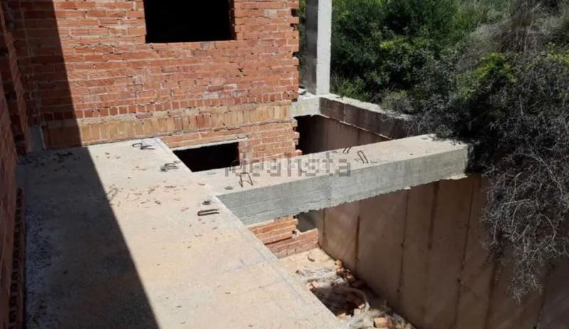 Foto b9ba10b6-a6d5-4632-9c41-96b11a108707. Edifici a urbanizacion residencial mirabella 16 a Casares