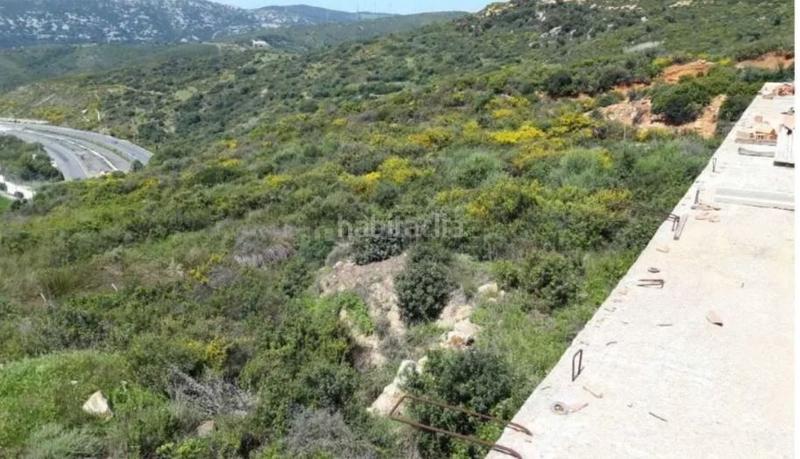 Foto bfde9edf-81ac-4d2b-a60d-03ebfb9e07fb. Edifici a urbanizacion residencial mirabella 16 a Casares