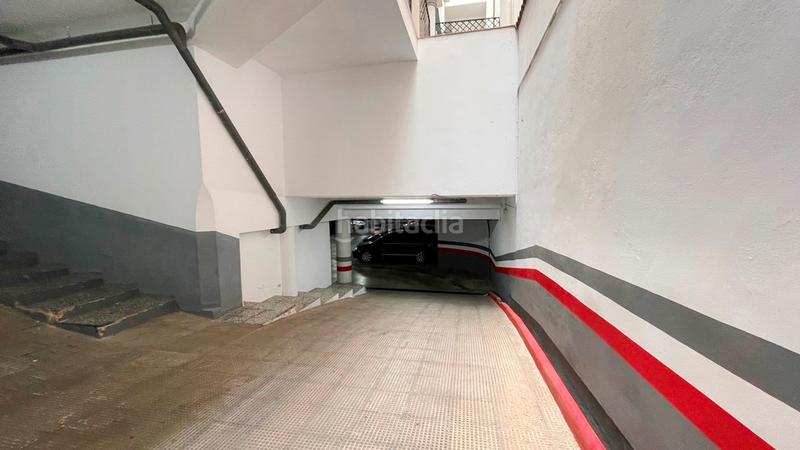 Foto 49784a42-ec4a-41f1-bab4-5f2bf2c55395. Aparcament cotxe a calle lauría 19 a Centro Ronda