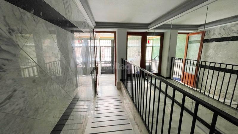 Foto e63048ca-8307-4d14-b9dd-40618ad8c157. Aparcament cotxe a calle lauría 19 a Centro Ronda