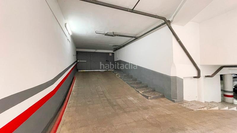 Foto d95aa0a4-3208-43a5-b88c-c80f9f1e1ebb. Parking coche en calle lauría 19 en Centro Ronda