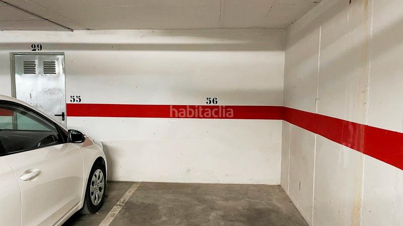 Foto cfa9418b-baac-4e38-b15b-28c75ebcb0da. Parking voiture dans calle fernando trapero blazquez 6 dans Torremolinos