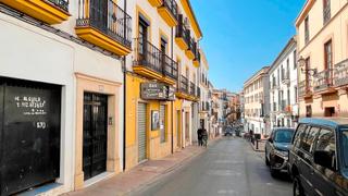 Local commercial à Calle maría cabrera 8