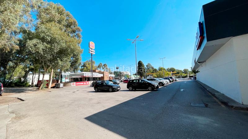 Foto 4d01f26d-bd96-4a13-812a-3e4a3c34d72f. Parking coche en calle fernando trapero blazquez 73 en Torremolinos