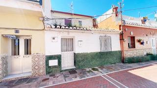 Casa adossada en Calle eloy tllez 12
