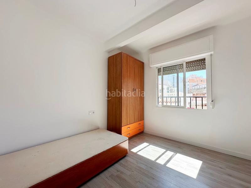 Foto 7b7b7cb1-5377-47d2-a30e-63ba3cda3a1a. Piso en calle marqués de cádiz 43 en El Molinillo - Capuchinos Málaga