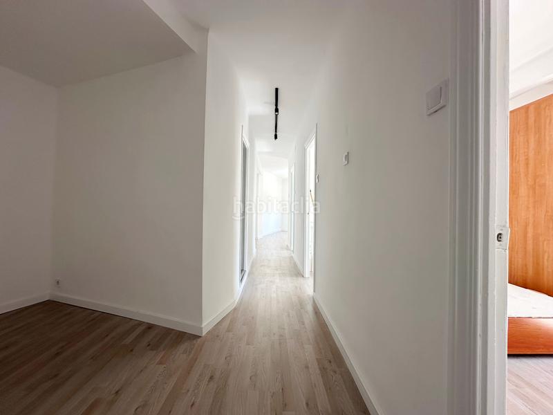 Foto f0eca9b5-ffb6-4ec0-a947-b3cc1e5338a0. Piso en calle marqués de cádiz 43 en El Molinillo - Capuchinos Málaga