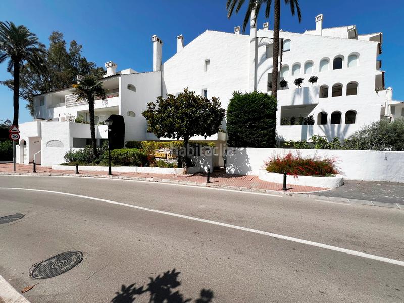 Foto 128e82a4-3348-41cb-a24b-a576c425f8cb. Dúplex en urbanización golf Río Real 7 en Río Real Marbella