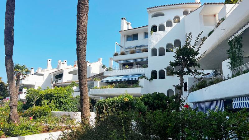 Foto acbf6653-ff08-4be1-b0ec-a84657e9bb9f. Zweistöckige wohnung in urbanización golf Río Real 7 in Marbella