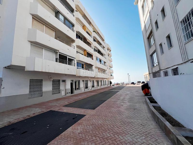 Foto b288378c-b44d-4f22-85f7-681a15c0c92e. Piso en avenida de las gaviotas 3a en Las Gaviotas - Carvajal Fuengirola