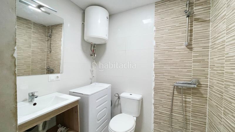 Foto f64f16c6-e6db-4eb2-a1fc-525a51261a3a. Appartamento in calle ingeniero díaz petersen 7 in Málaga