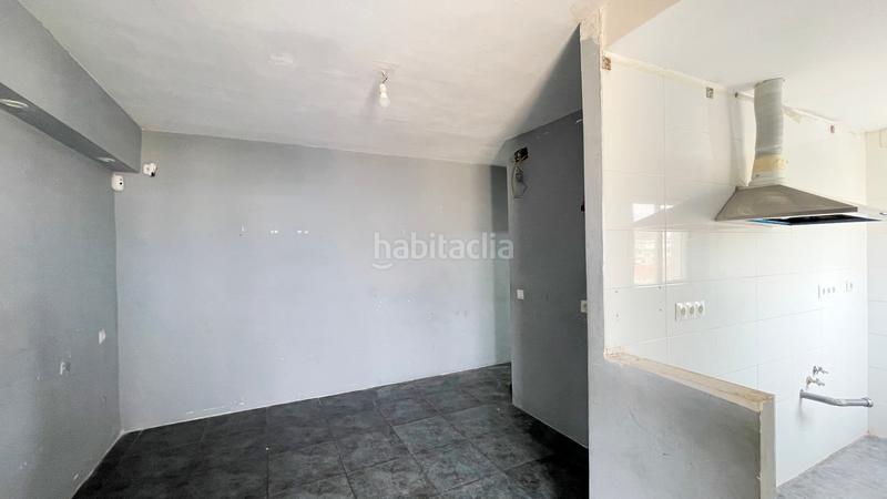 Foto 0cecd55a-713c-4fc7-83a0-fa3bc6181d4a. Piso en calle ingeniero díaz petersen 7 en Dos Hermanas - Nuevo San Andrés Málaga