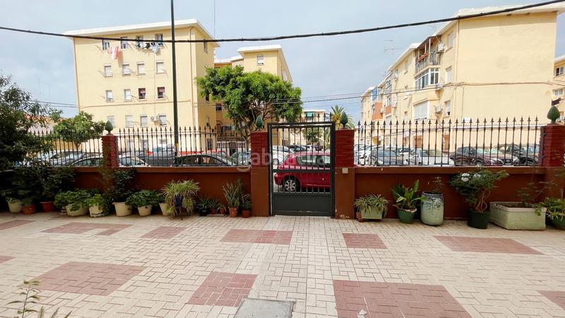 Foto 72387e7d-2bac-486a-b726-3fb865bdcb82. Piso en calle ingeniero díaz petersen 7 en Dos Hermanas - Nuevo San Andrés Málaga