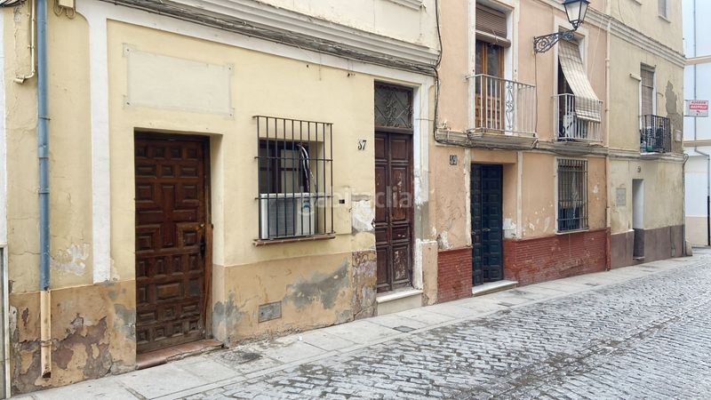 Foto c7168520-79ec-4738-88c0-c55a519dca9f. Edifici a calle san pedro 13 a Cueva de Menga Antequera