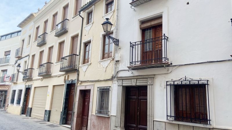 Foto f8abcded-abbd-4ed5-afc0-6eb54c7c5348. Edifici a calle san pedro 13 a Cueva de Menga Antequera