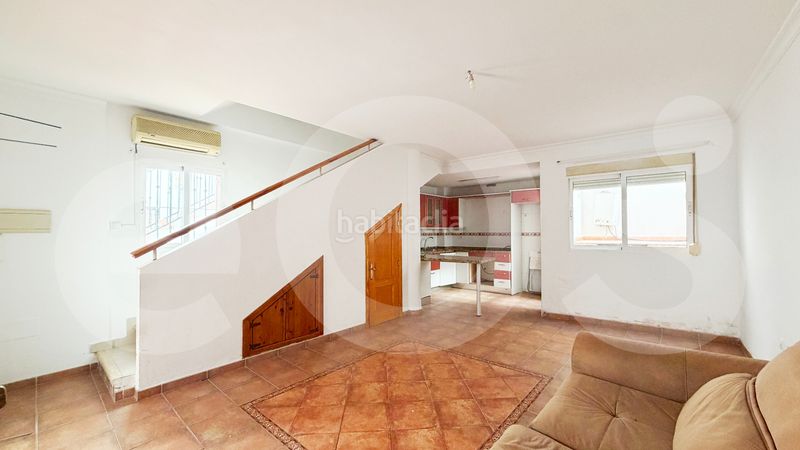 Foto a97ebdee-c9c1-494b-851d-8a722c50b45e. Dúplex a calle linares 6 a Churriana - El Pizarrillo - La Noria - Guadalsol Málaga